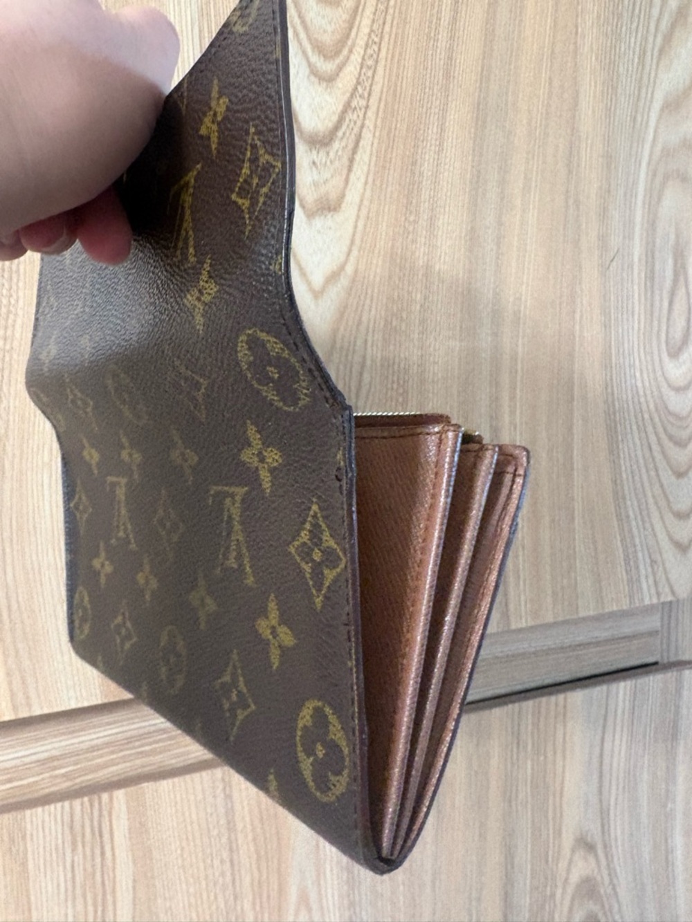 Auth Louis Vuitton Monogram Sarah wallet - Picture 10 of 14